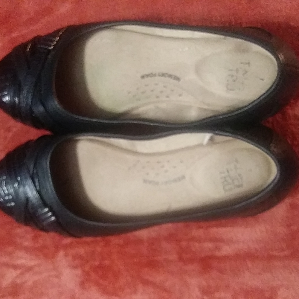 Black shoes